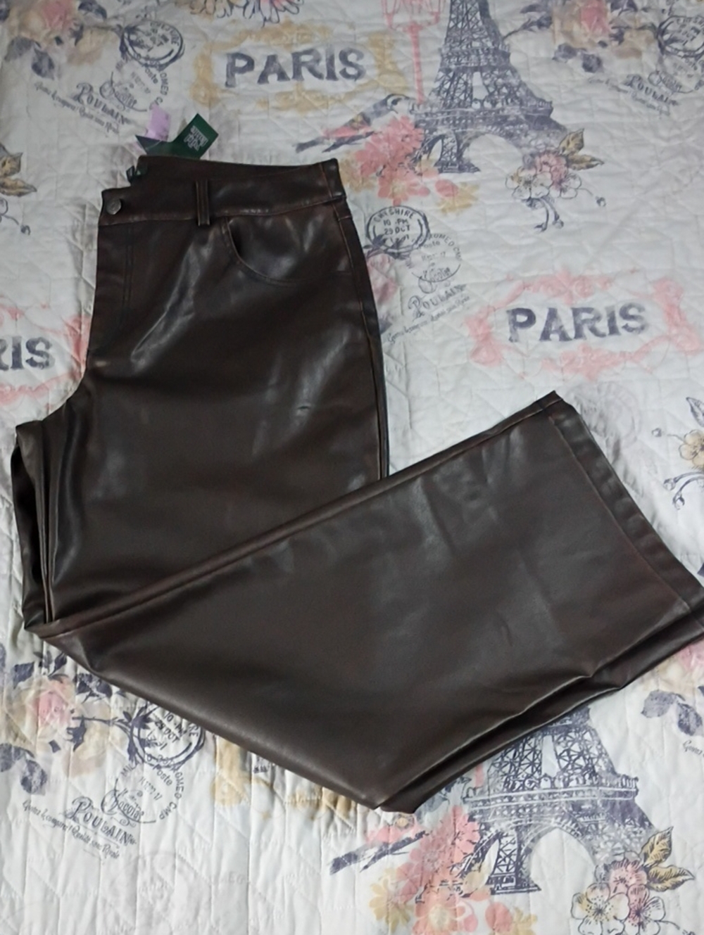 NWT Wild Fable Women's Straight Legged Deep Rich Brown Pant